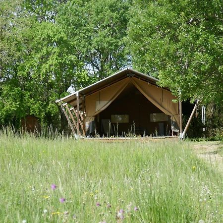 Bed and Breakfast Alabrena Feneyrols Екстер'єр фото