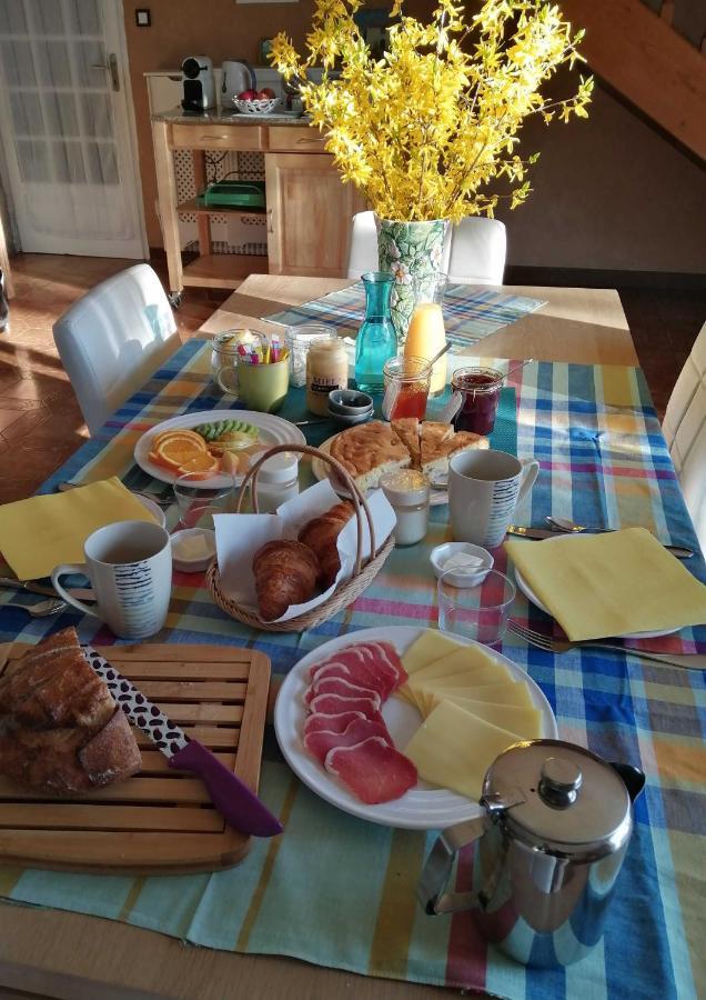 Bed and Breakfast Alabrena Feneyrols Екстер'єр фото