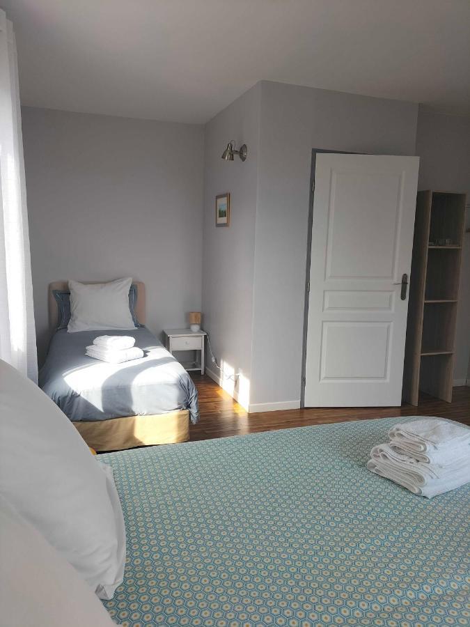 Bed and Breakfast Alabrena Feneyrols Екстер'єр фото